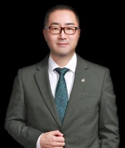 조민우